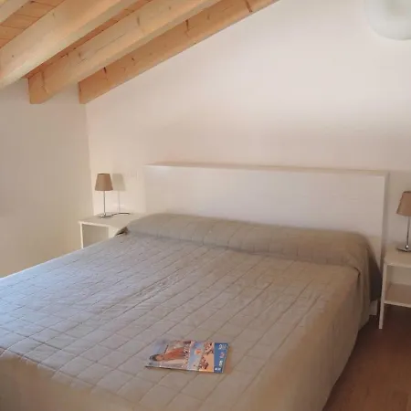 For 8 Guests In A Quiet Area Apartmán