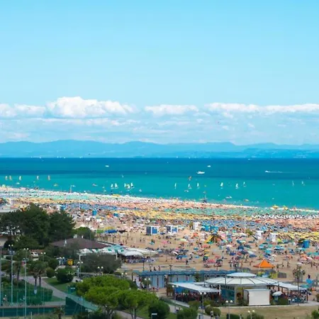 For 8 Guests In A Quiet Area Apartmán Bibione
