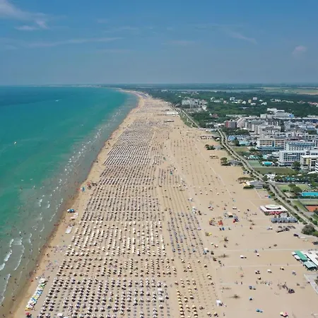 For 8 Guests In A Quiet Area Bibione